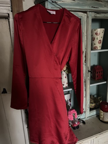 Dancing leopard red silky wrap - dancing,