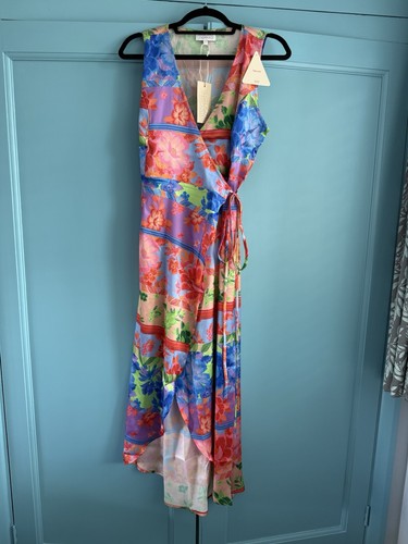 Dancing leopard floral - dancing, harmony